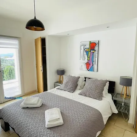 Les Chenes Villa